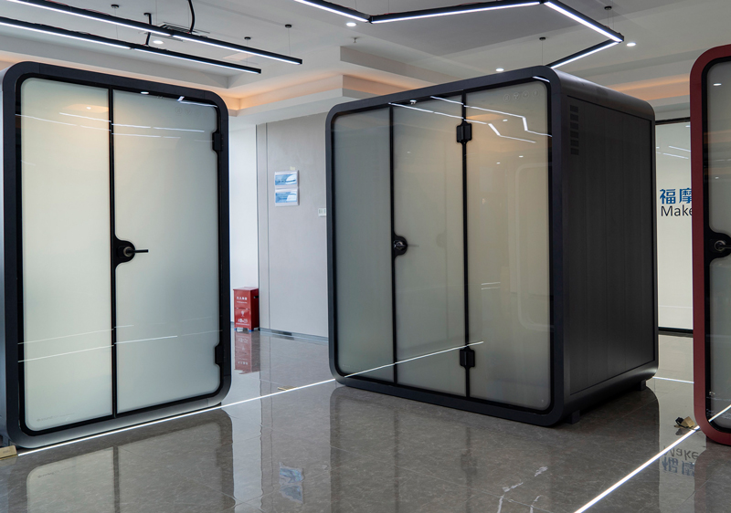 Silent chamber